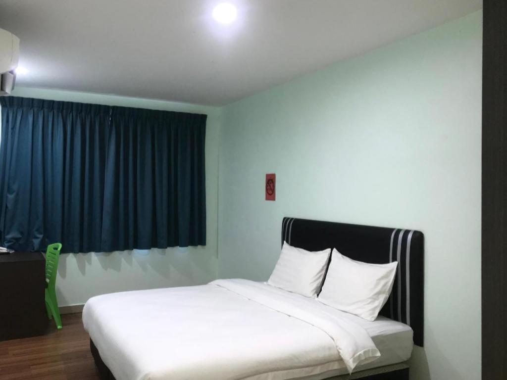 โอโย 89855 ซาลิม รูม Hotel ซีบู ภายนอก รูปภาพ