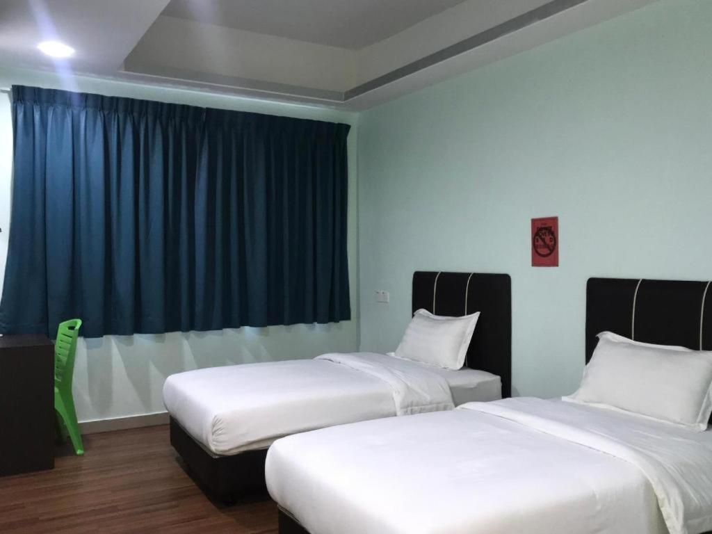 โอโย 89855 ซาลิม รูม Hotel ซีบู ภายนอก รูปภาพ